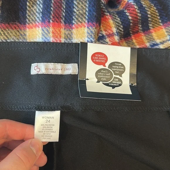 NWT The Secret Agent collection pants 24 women’s - Picture 10 of 10